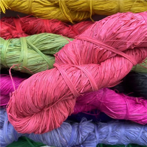 Rainbow Coloured Raffia Hank 250g Light Pink_2